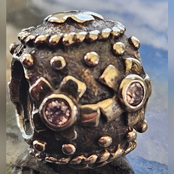 PANDORA Easter Decorative Egg Charm No. 790390PCZ - Picture 3 of 5